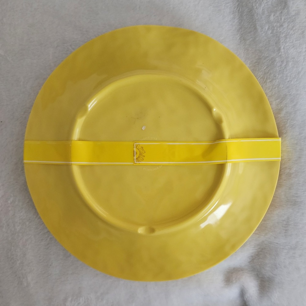 NEW Set of 4 Melamine Salad Plates Yellow Medallion Outdoor Picnic Plates - Picture 3 of 4